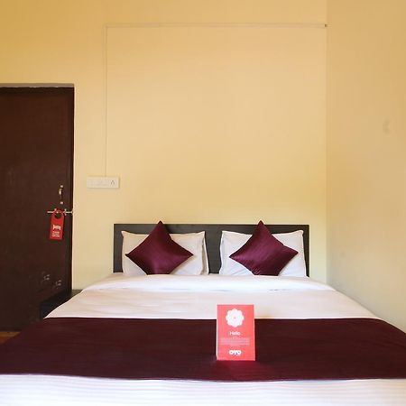 Oyo 10385 Hotel Nirmala Vilas 칸돌림 외부 사진